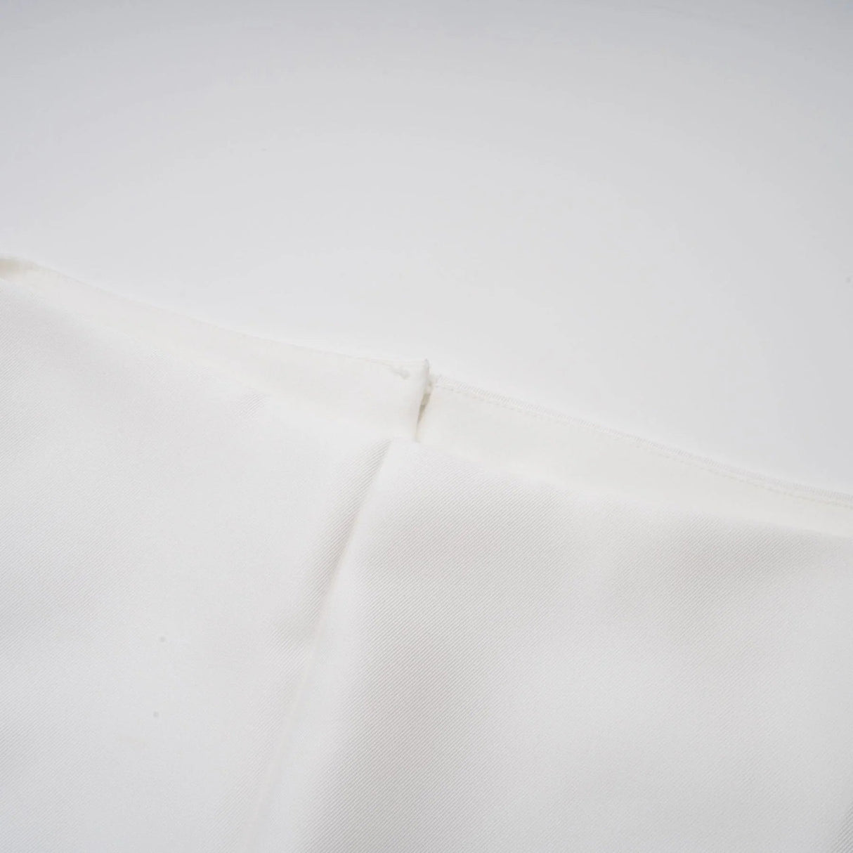 Mikayla Midi Dress White Open - Back Cap - Sleeve & Pleated Charm