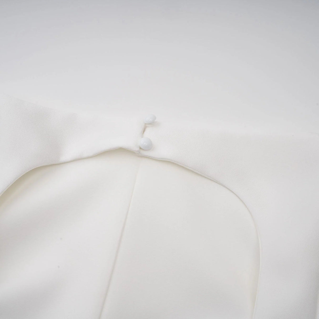 Mikayla Midi Dress White Open - Back Cap - Sleeve & Pleated Charm