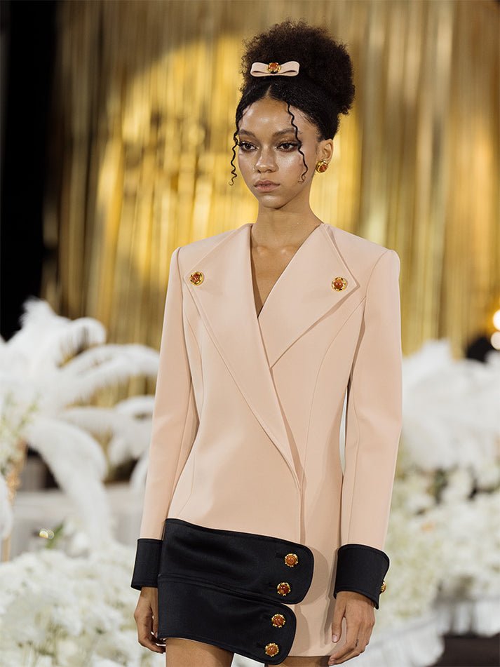 Miracle Blazer Dress - Structured & Flexible Fit - Double - Breasted Design - Tailored Silhouette - Versatile - Elegant