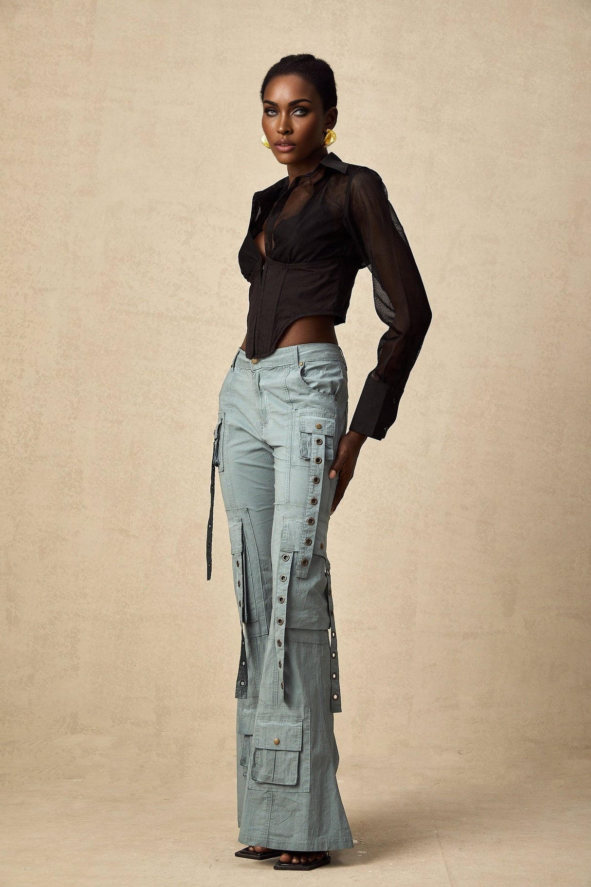 Ninetta Trousers High - Waisted Flared Cargo & Pocket Design