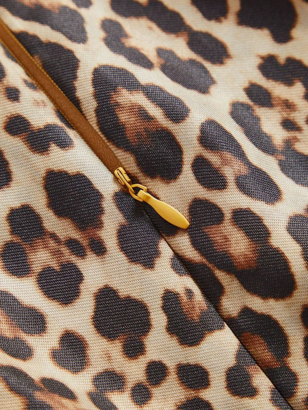 Nunzia Midi Dress - Round Neck - High Waist - A Line - Leopard Print - Elegant