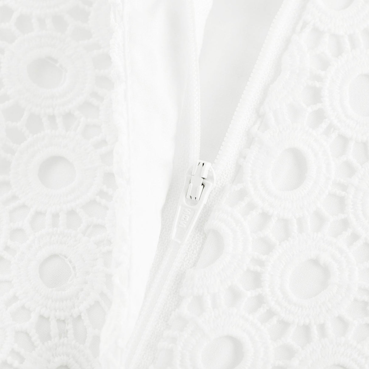 Rebecca Blouse & Shorts White Faux Flower Crystal Set