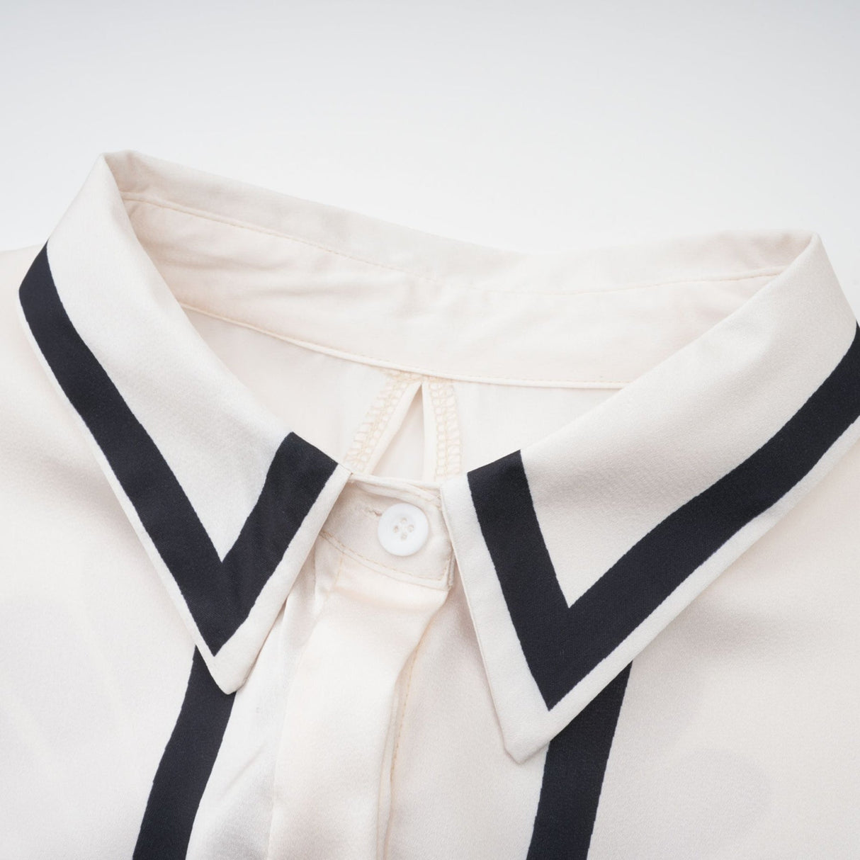 Rinata Shirt & Trousers White Multicolor Graphic Print Set