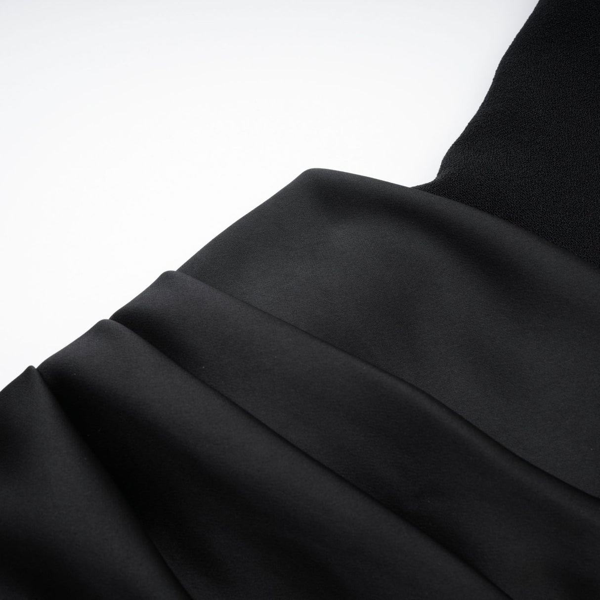 Rosanna Maxi Dress - Chic Off - the - Shoulder Black with Pleated Detailing & Flared Hem