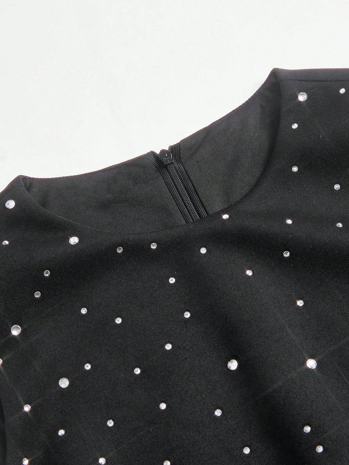 Sabina Midi Dress - Round Neck - Flared Hem - High Waist - Elegant Style - Belted & Zipper