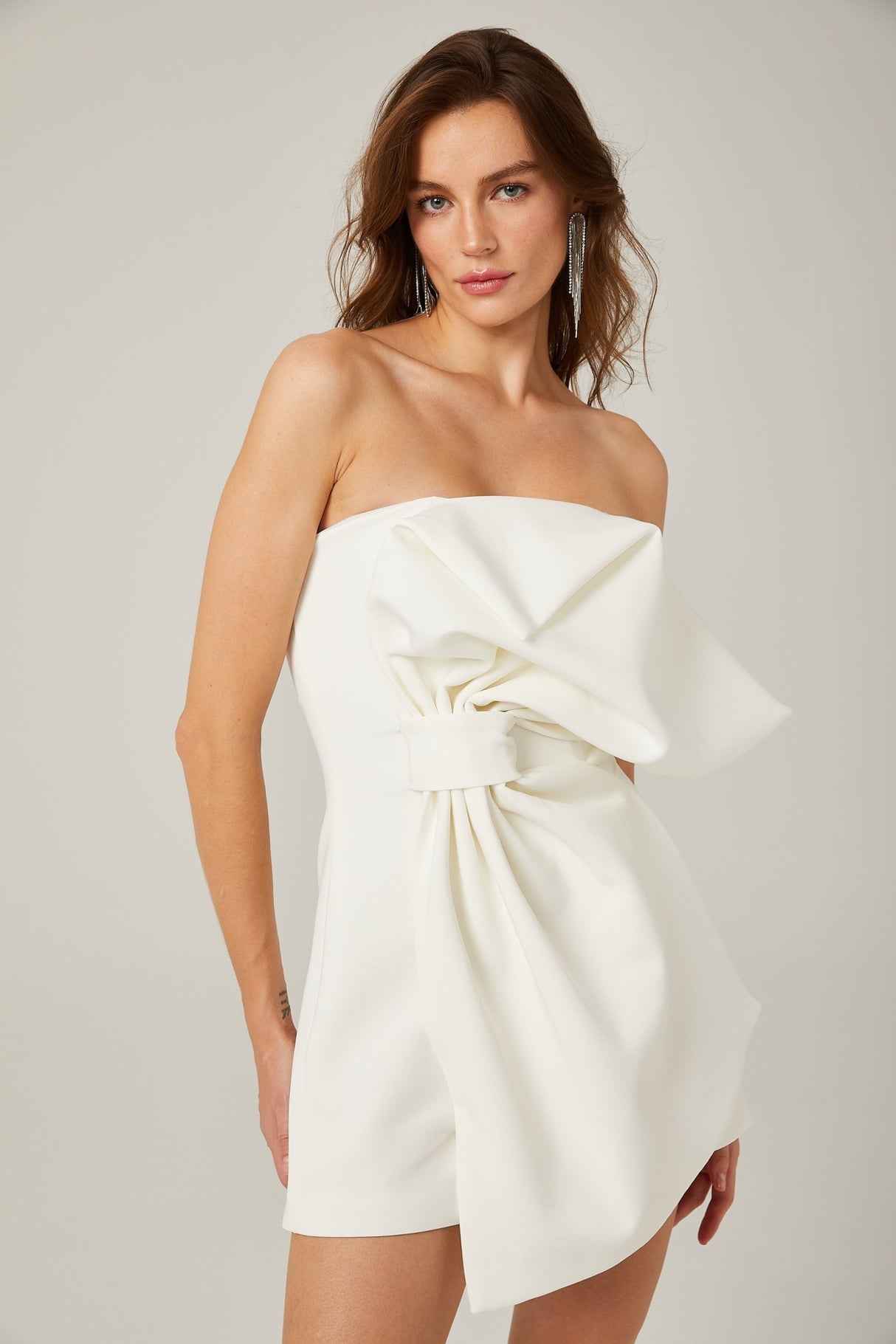 Shayla Mini Dress White Oversize Bow Off Shoulder Design