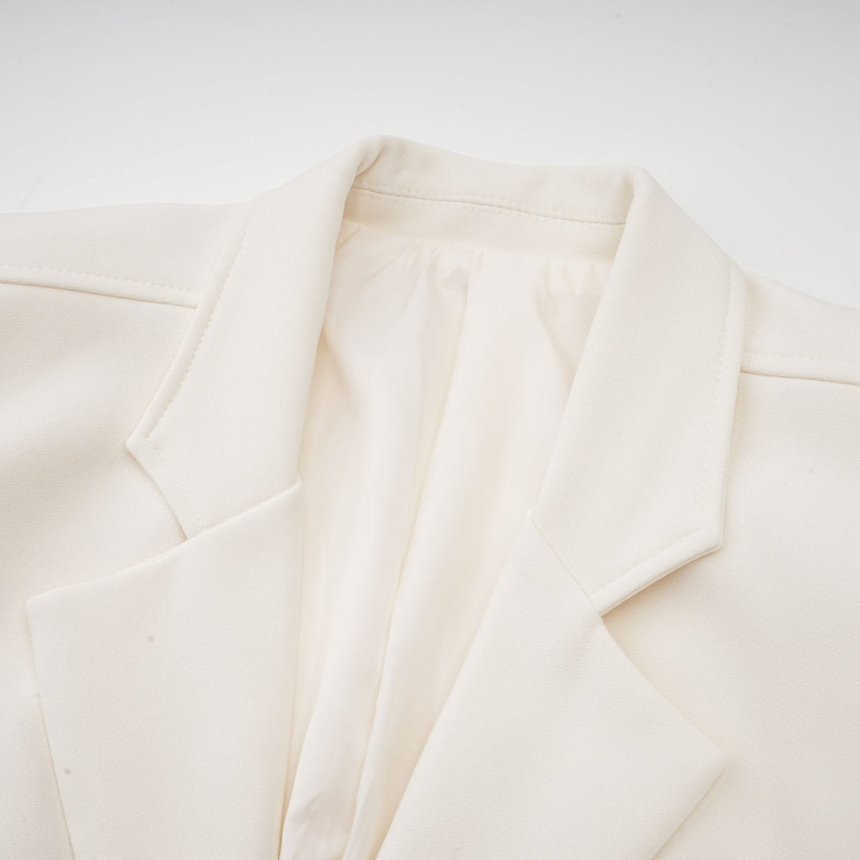 Simonetta Blazer & Skirt Feather Hem White Blazer