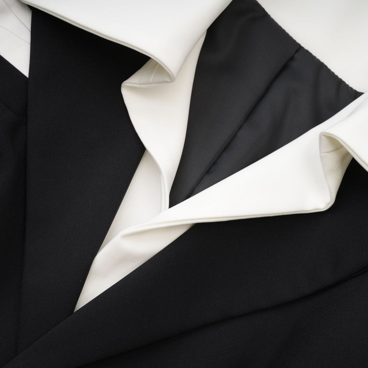 Skye Jacket & Skirt Jacket & Pleated Skirt Set