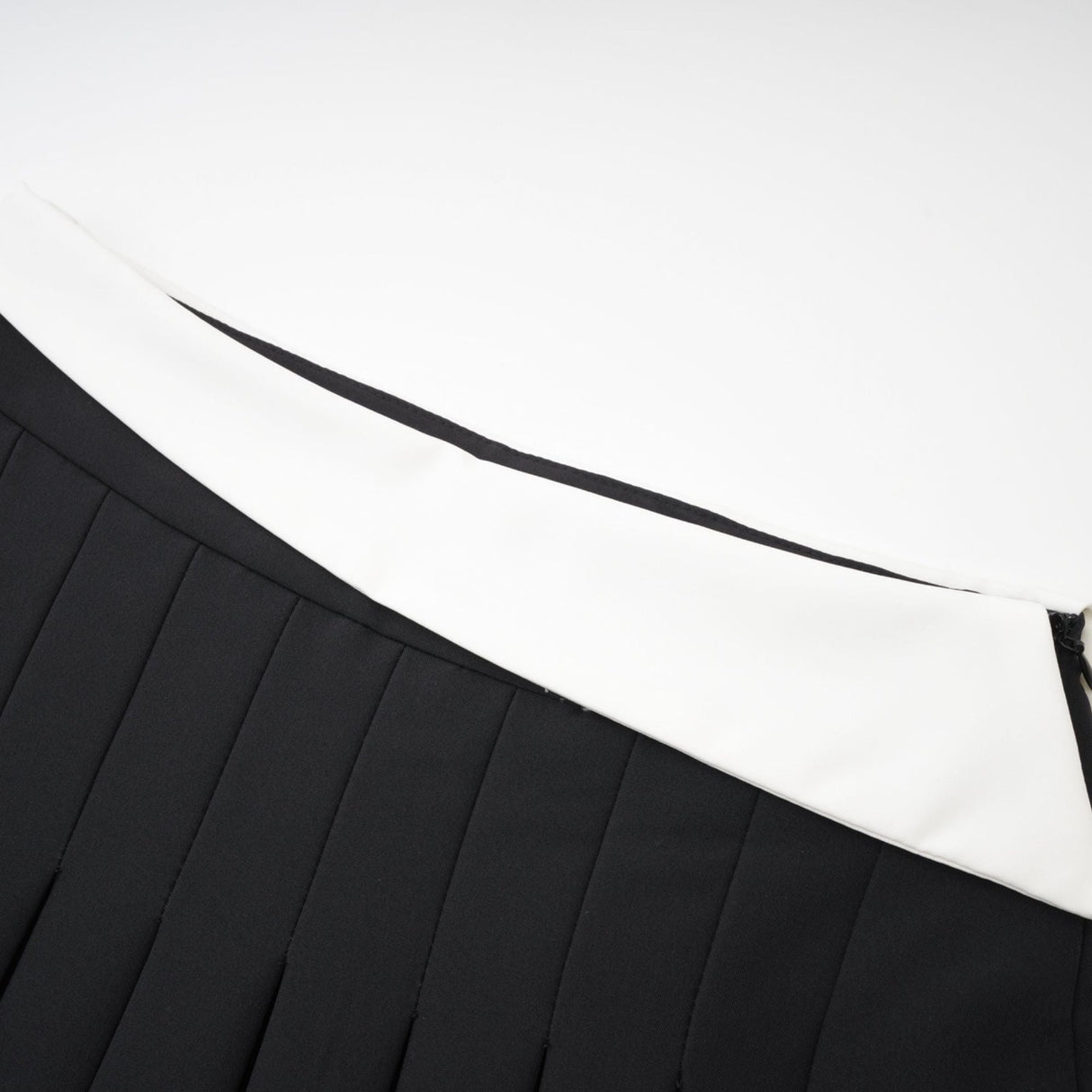 Skye Jacket & Skirt Jacket & Pleated Skirt Set