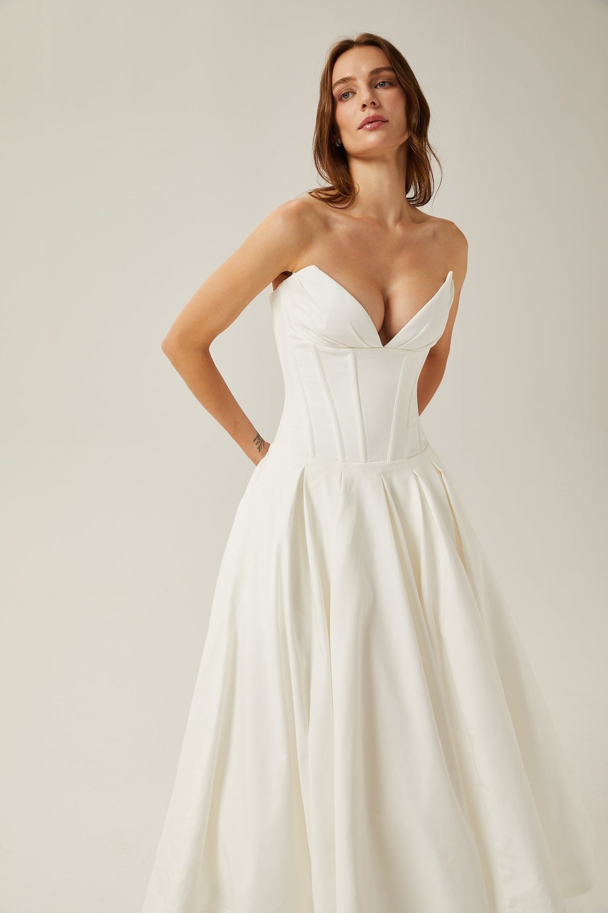 Stefania Midi Dress White Off Shoulder Corset Pleated Pockets
