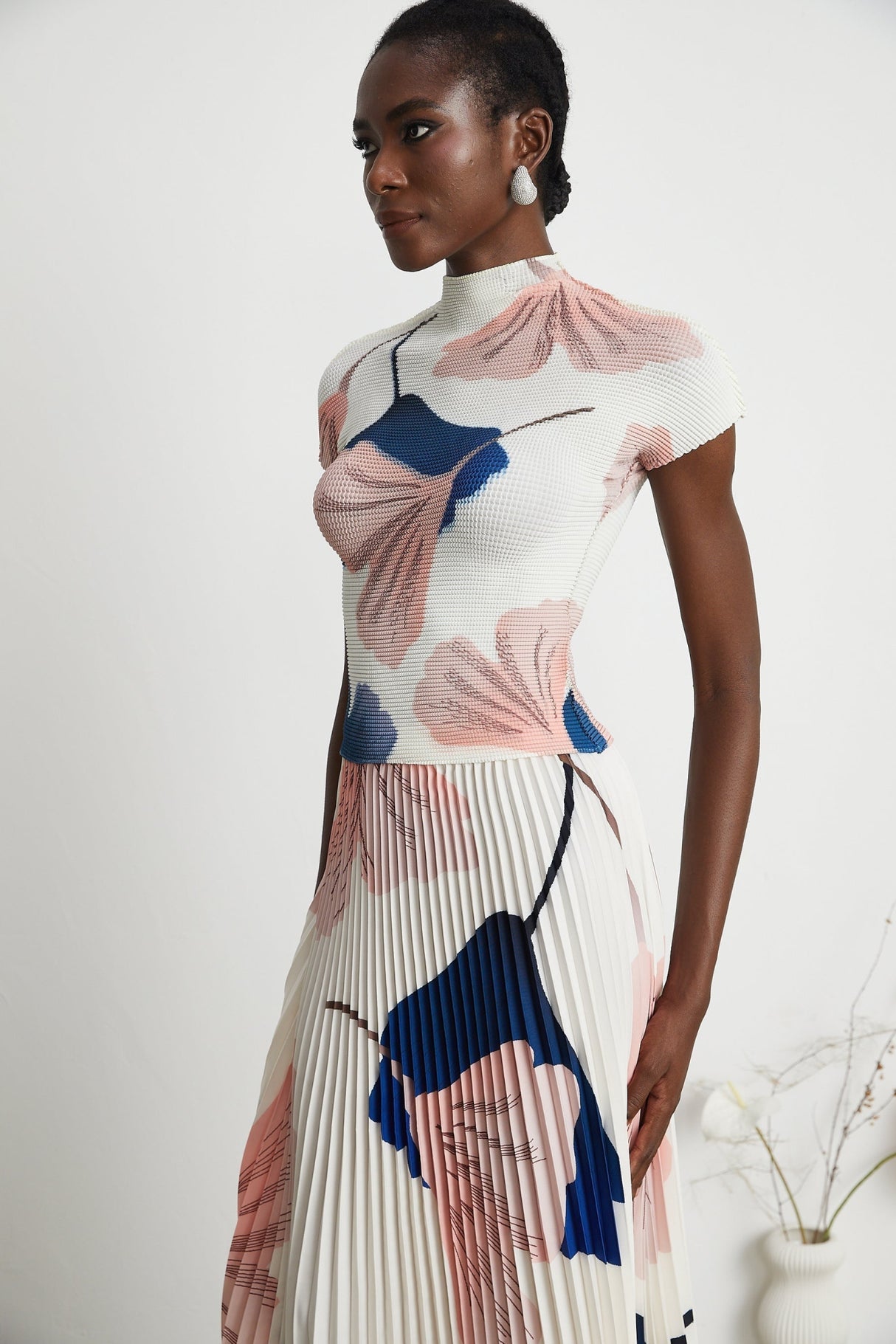 Tersilla Skirt & Top Set in Multicolored Pattern Knit