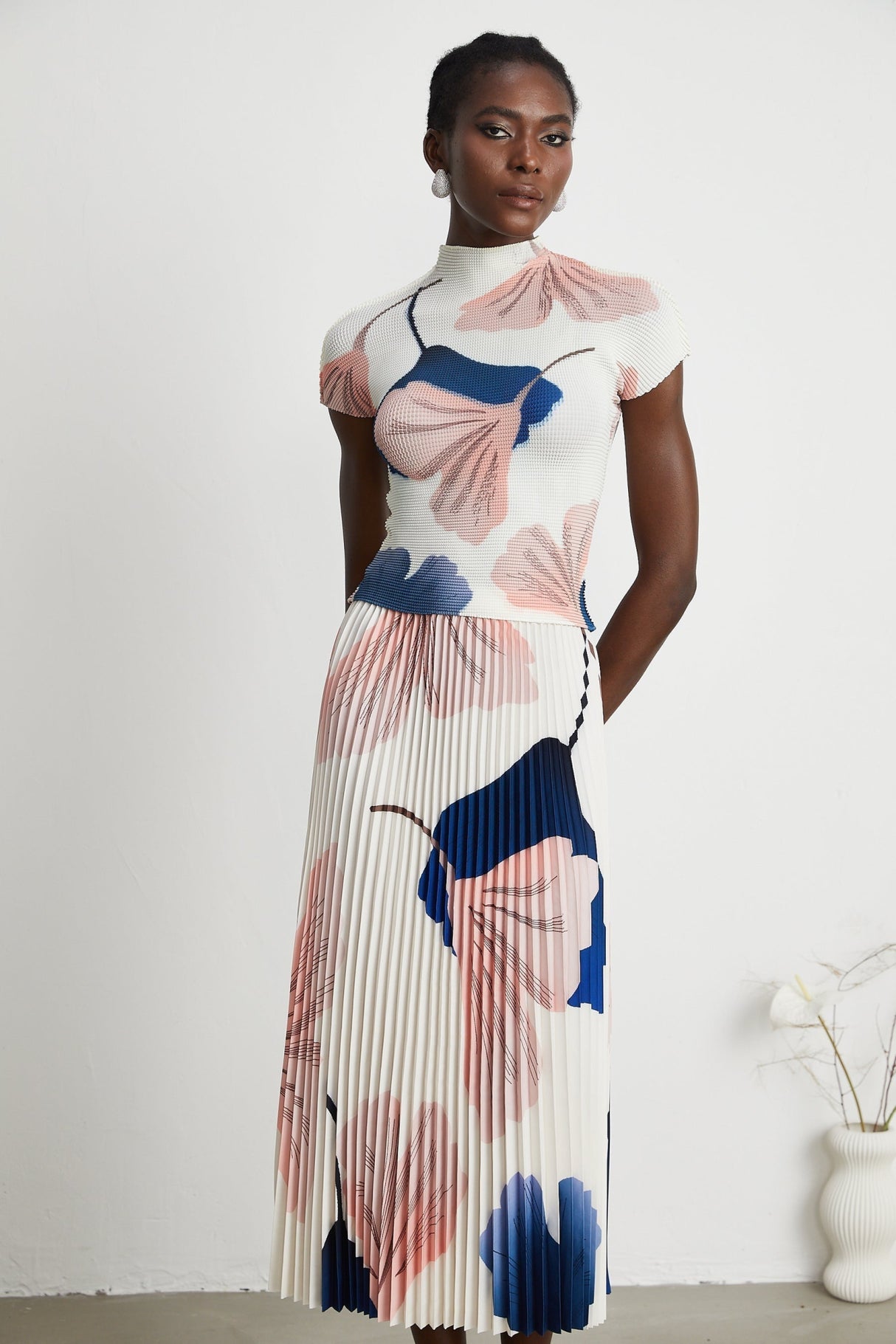 Tersilla Skirt & Top Set in Multicolored Pattern Knit