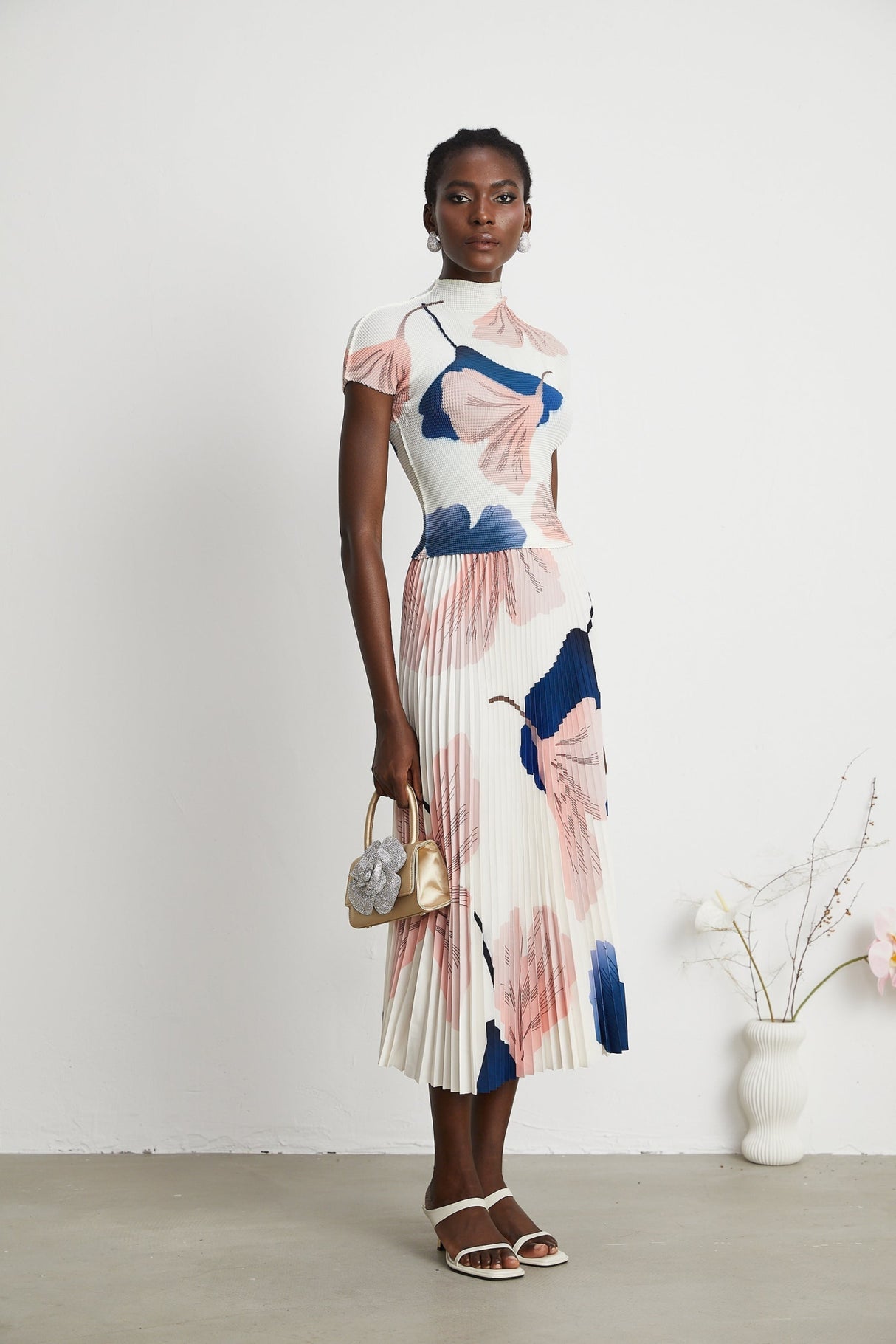 Tersilla Skirt & Top Set in Multicolored Pattern Knit