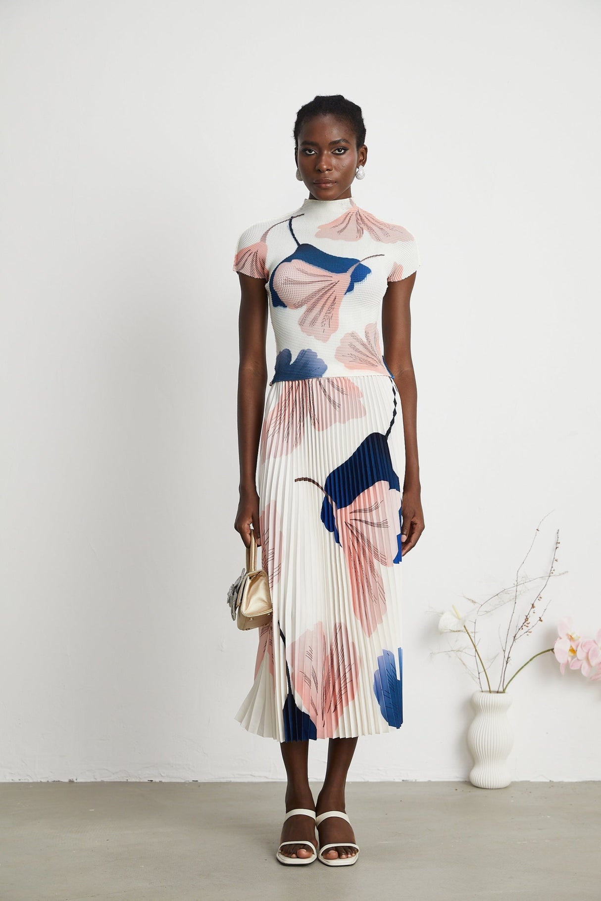 Tersilla Skirt & Top Set in Multicolored Pattern Knit