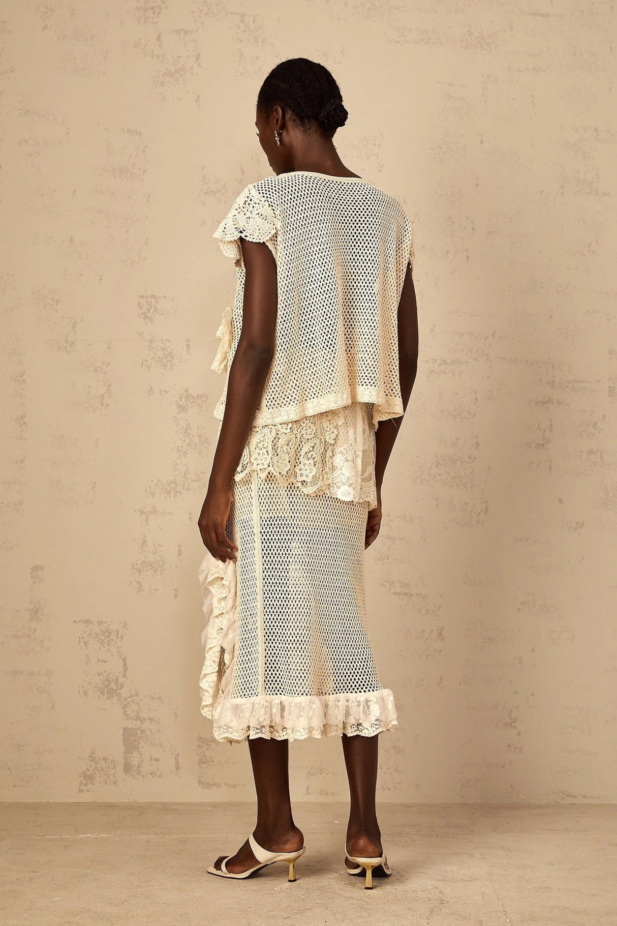 Trinity Top Floral - Lace Cut - Out Bow Detailing Yellow & Neutrals