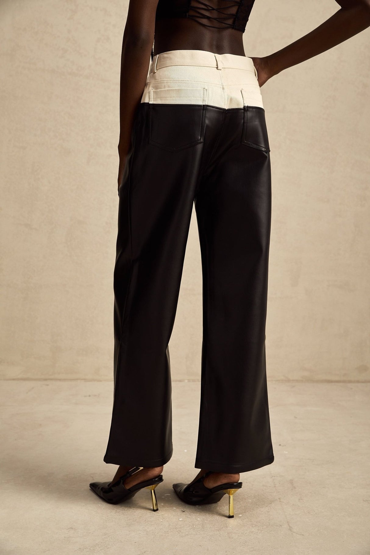 Valentina Trousers Black Contrast - Color Chic Wide Leg