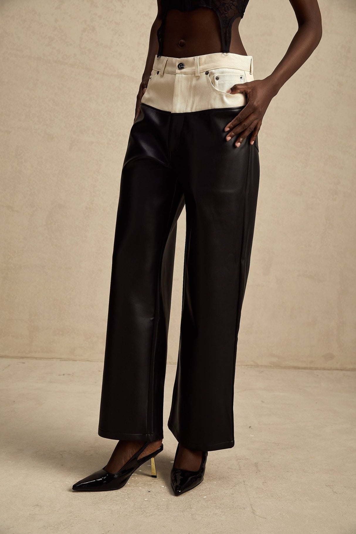 Valentina Trousers Black Contrast - Color Chic Wide Leg
