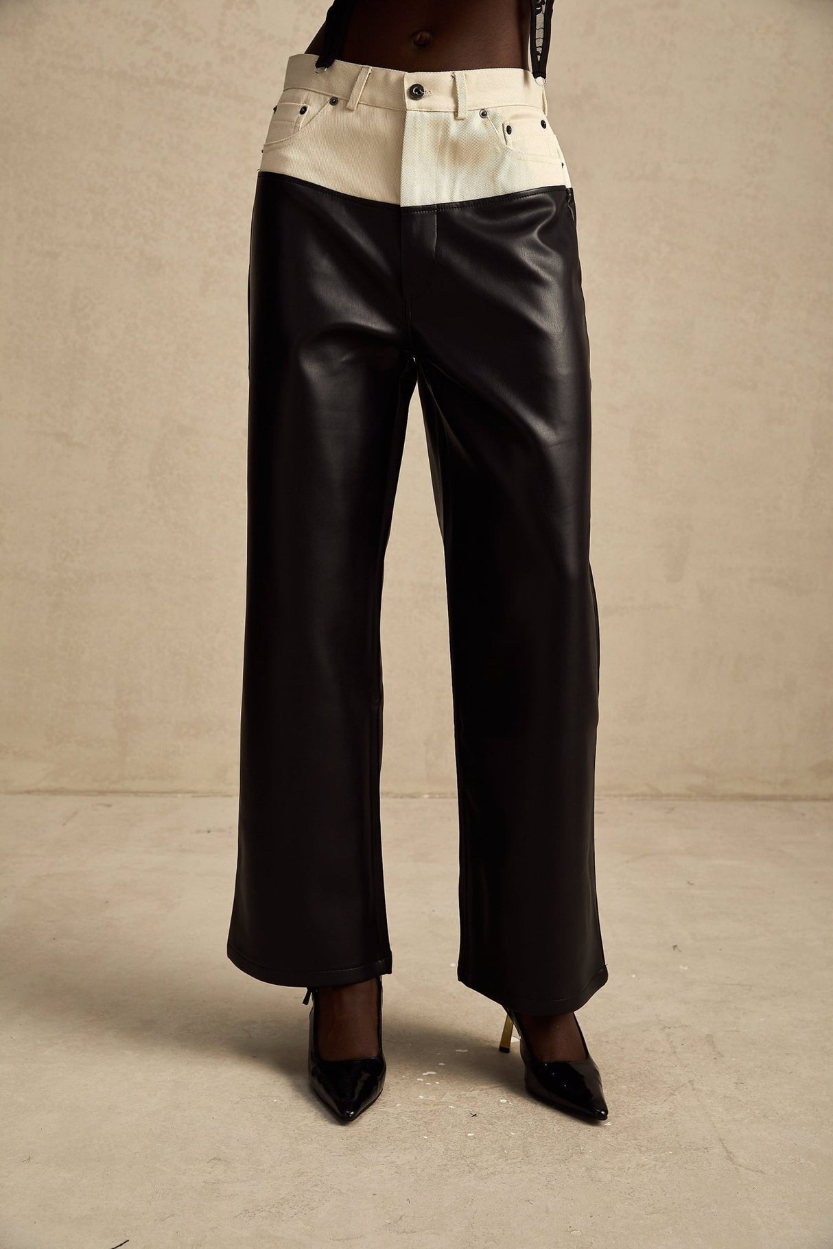 Valentina Trousers Black Contrast - Color Chic Wide Leg
