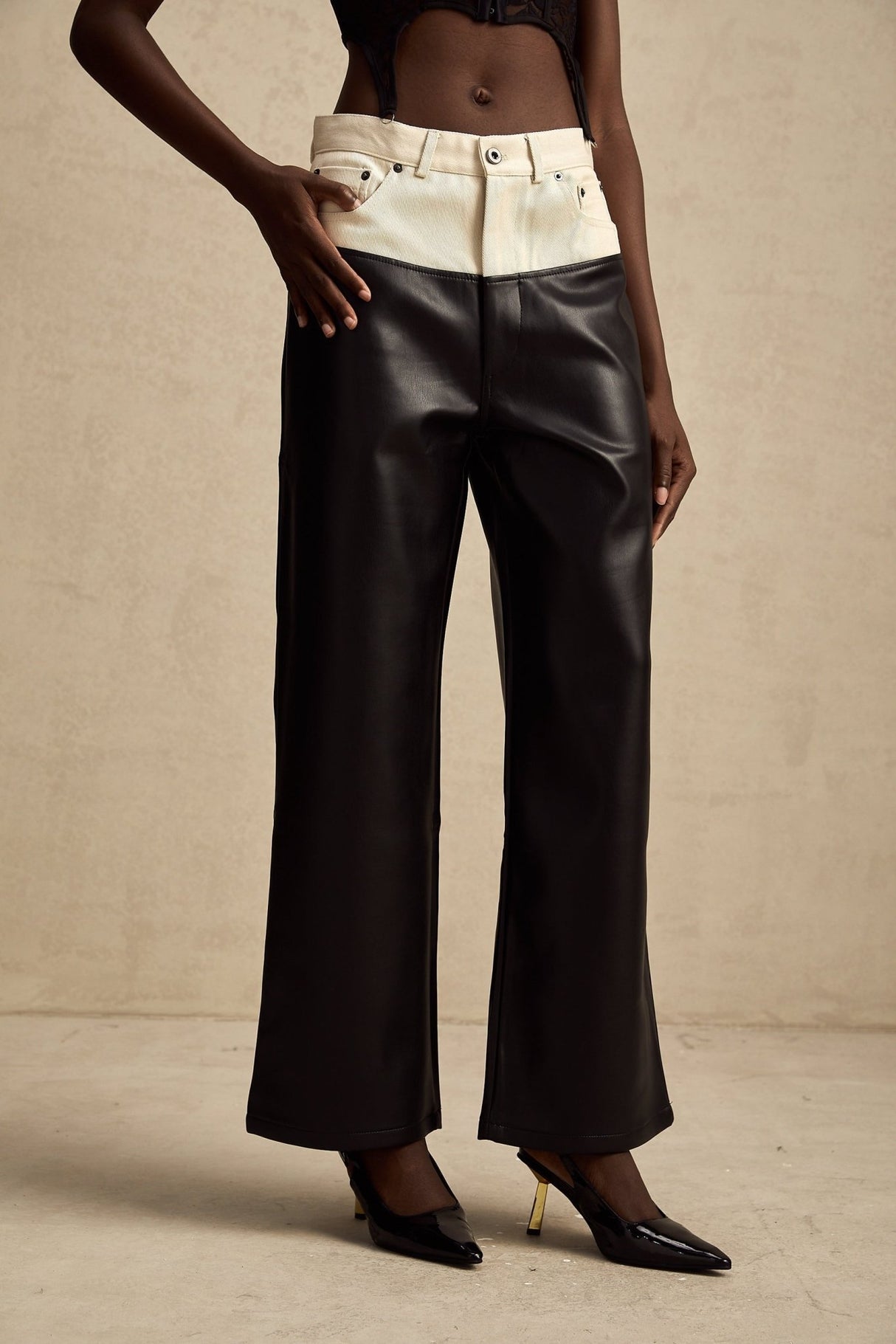 Valentina Trousers Black Contrast - Color Chic Wide Leg
