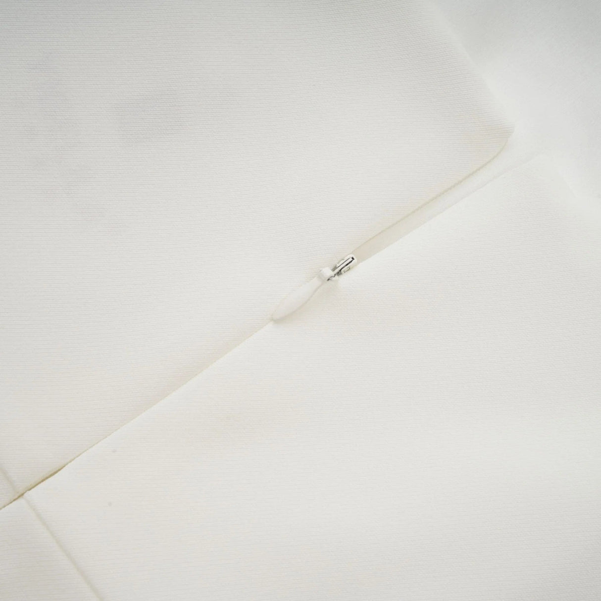 Valeria Midi Dress White Faux - Flower Square - Neck