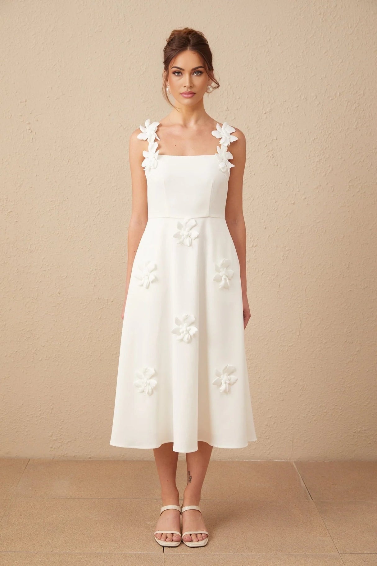 Valeria Midi Dress White Faux - Flower Square - Neck