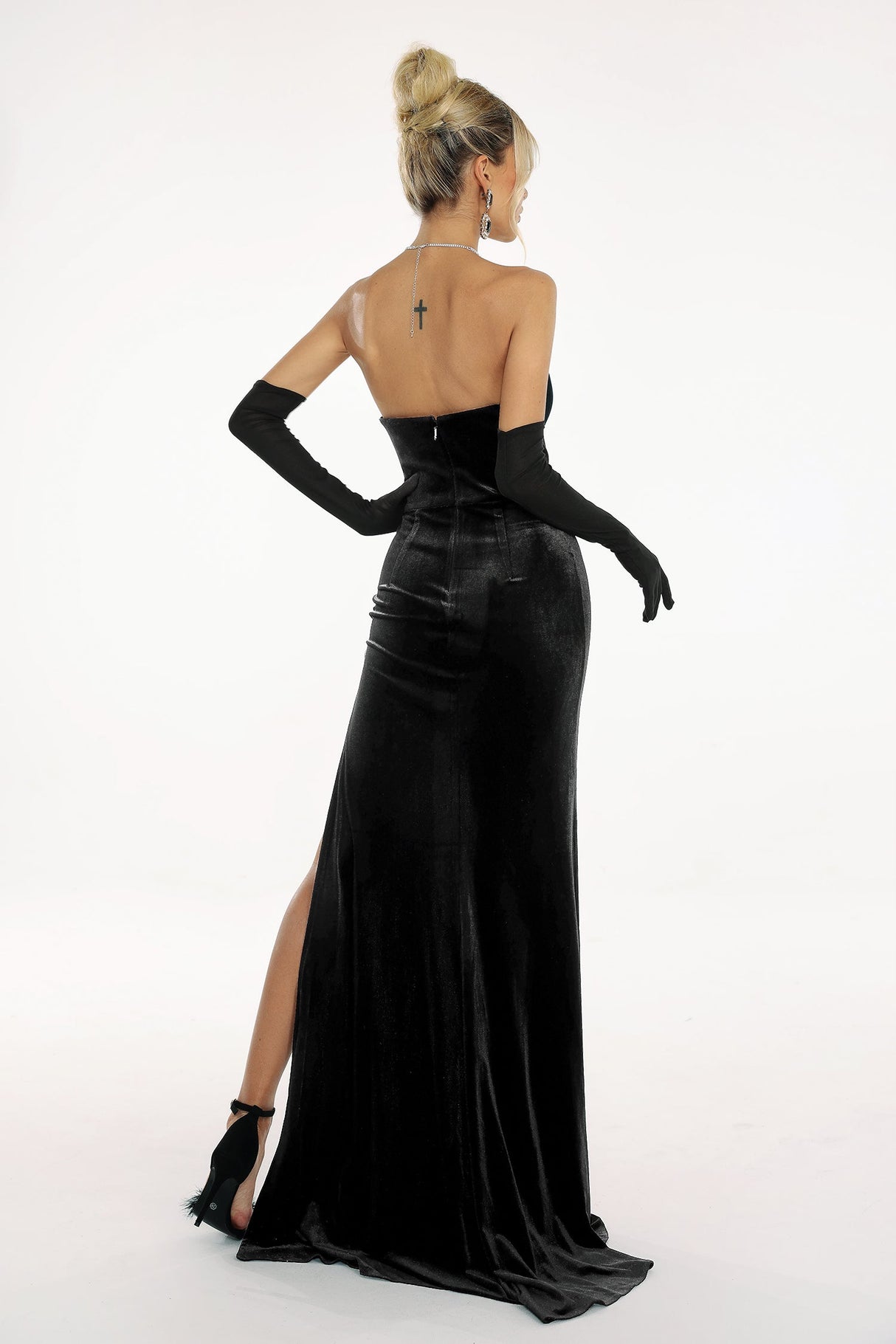 Vera Black Elegant Glamorous High Slit Strapless Diamante Detail Gown