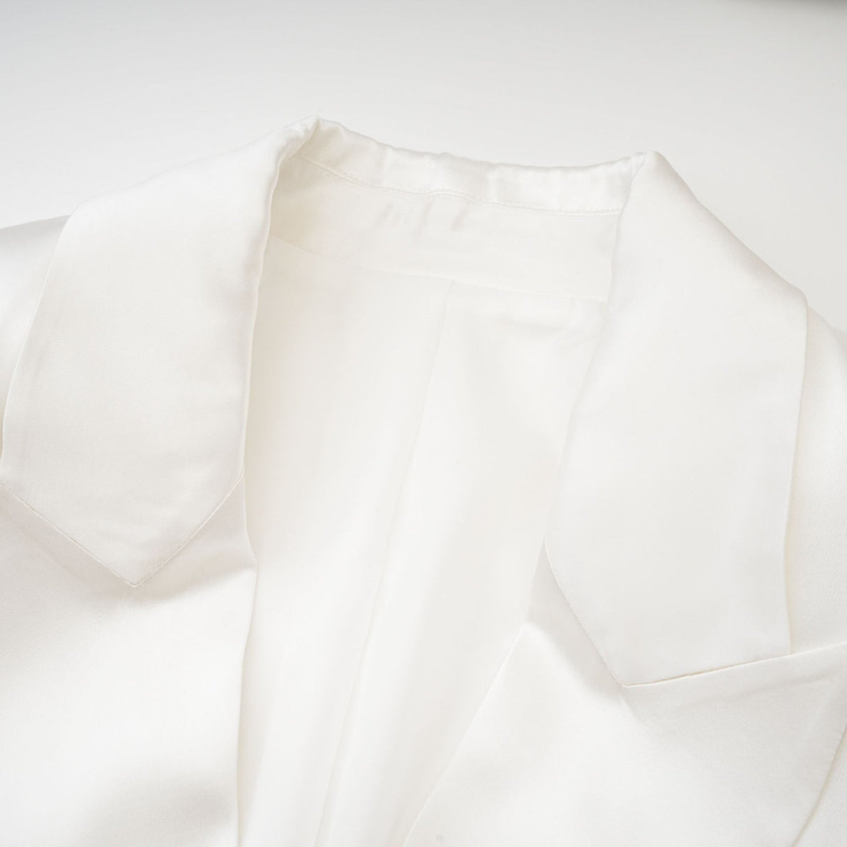 Vera Blazer White Double Breasted Shoulder Pads