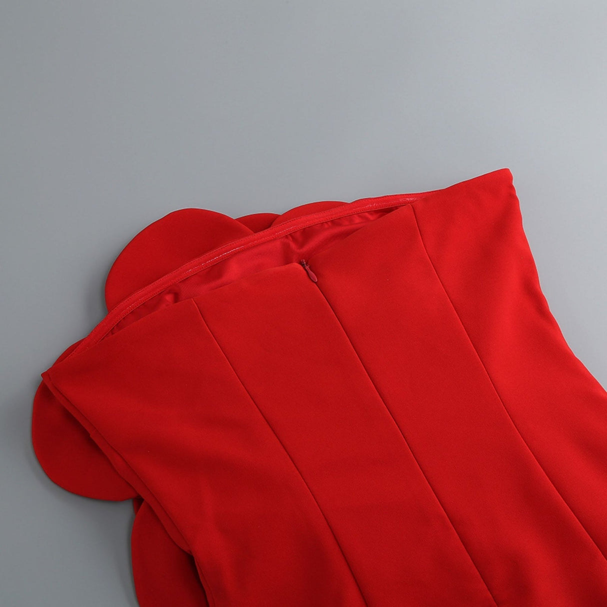 Vera Dress Red Faux - Flower Back - Zip Chic Scoop - Back High - Waisted