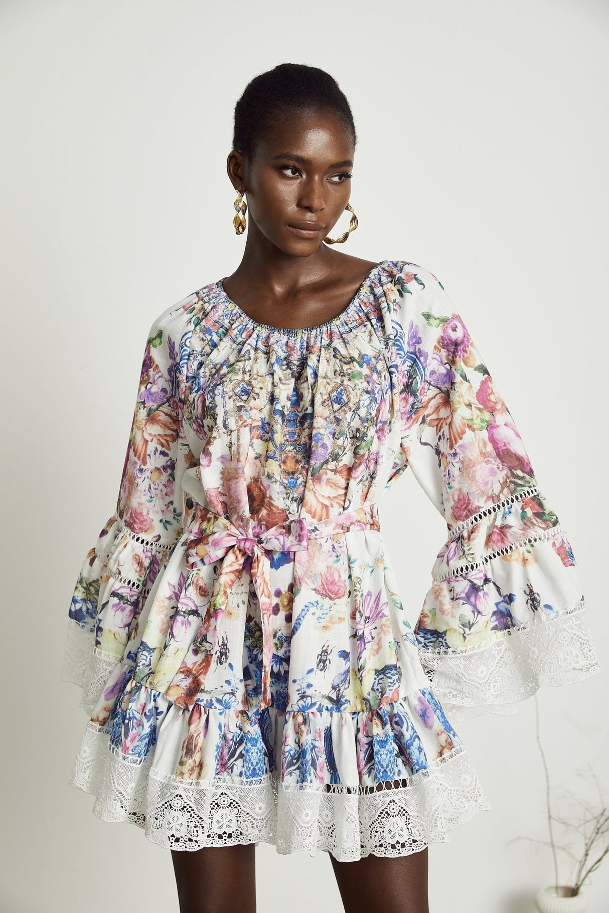 Vivian Mini Dress Lace Trim Flared Floral White & Multicolor