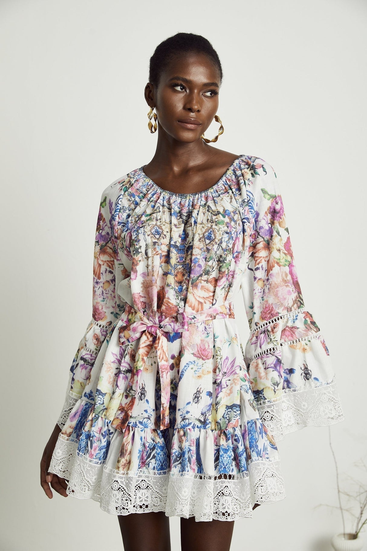 Vivian Mini Dress Lace Trim Flared Floral White & Multicolor