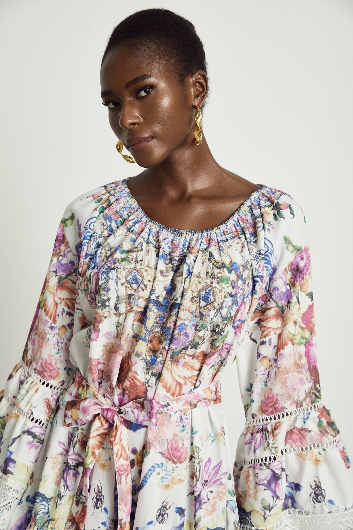 Vivian Mini Dress Lace Trim Flared Floral White & Multicolor