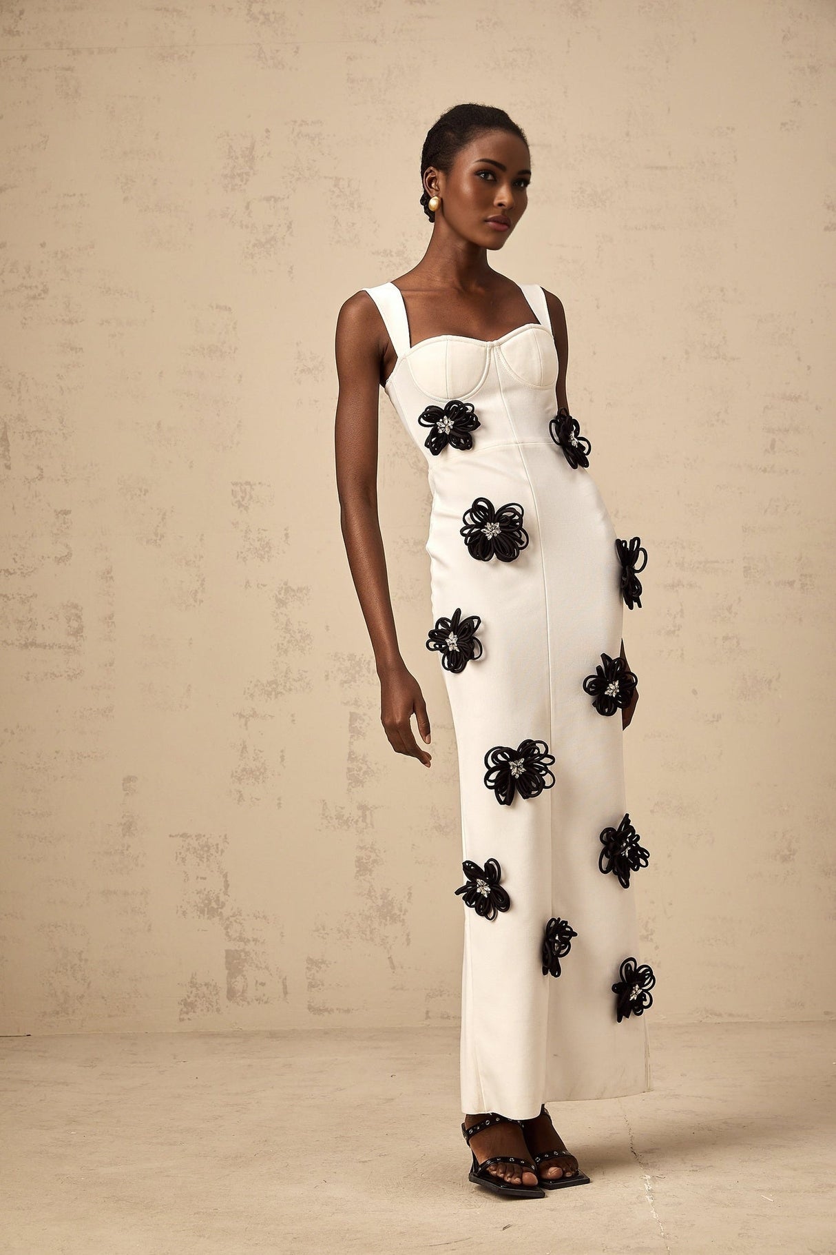 Willa Floral Maxi Dress - Classic White with Black Detailing - Sweetheart Neckline