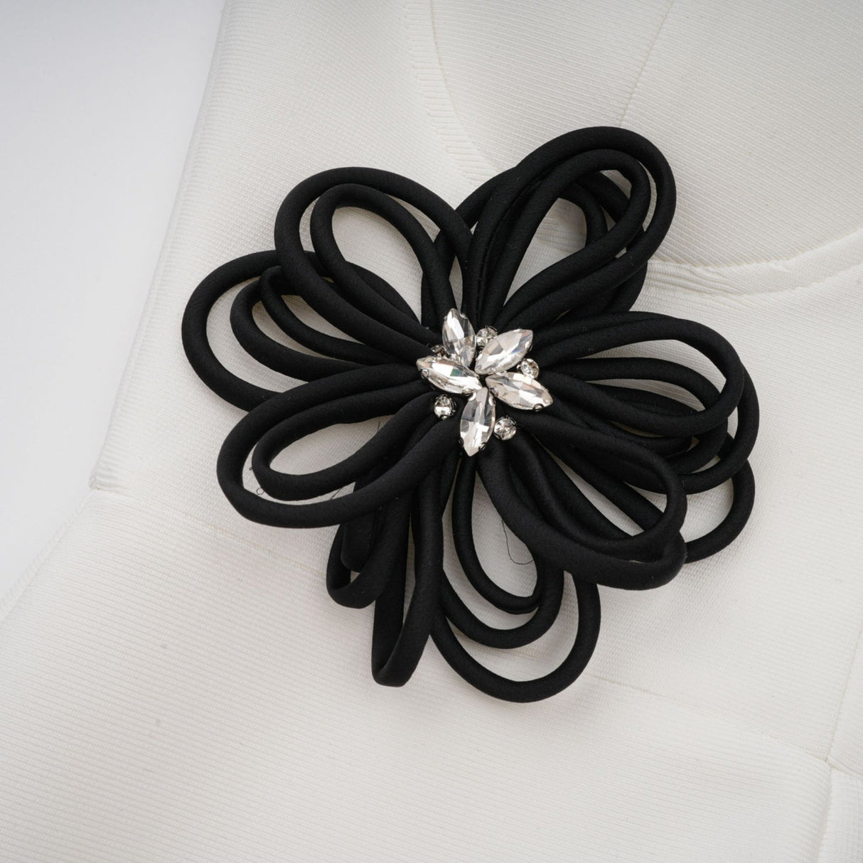 Willa Floral Maxi Dress - Classic White with Black Detailing - Sweetheart Neckline