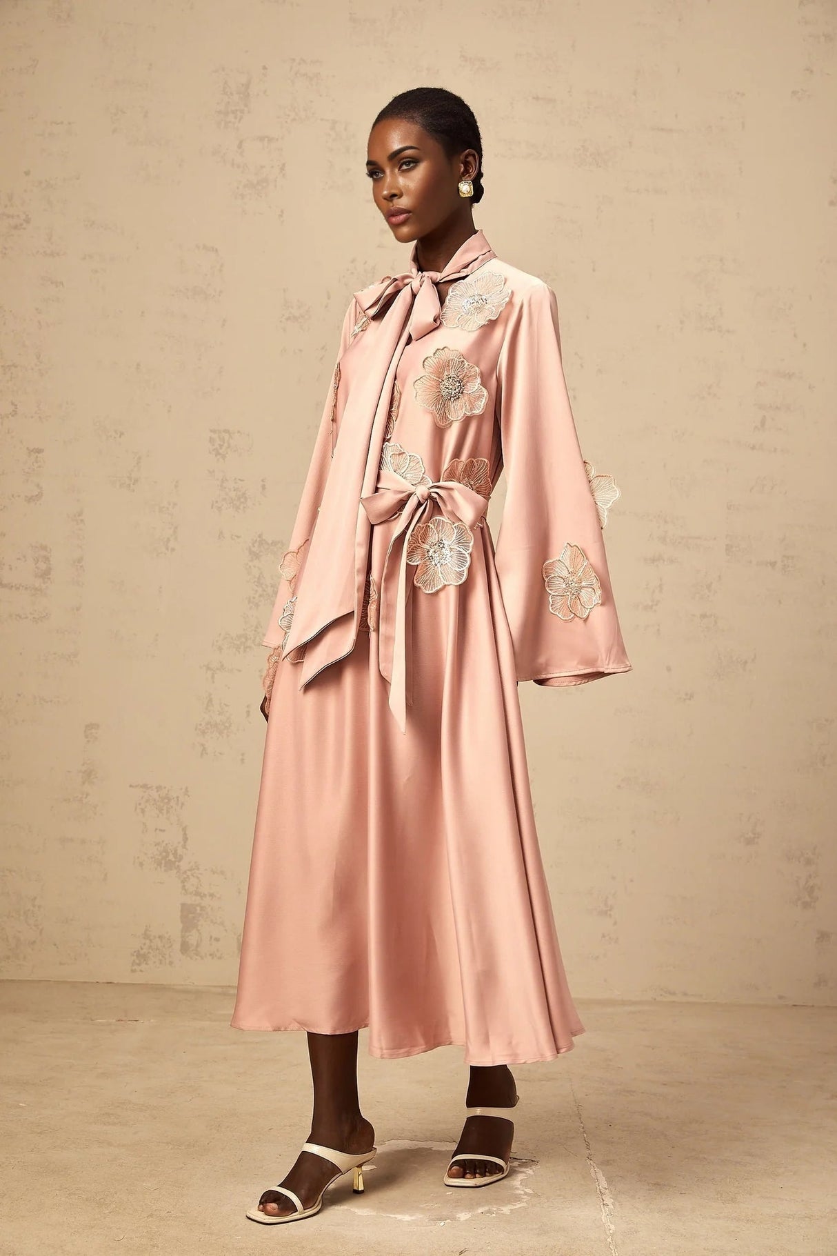 Zita Midi Dress Pink Floral Appliqu Embellished & Flared