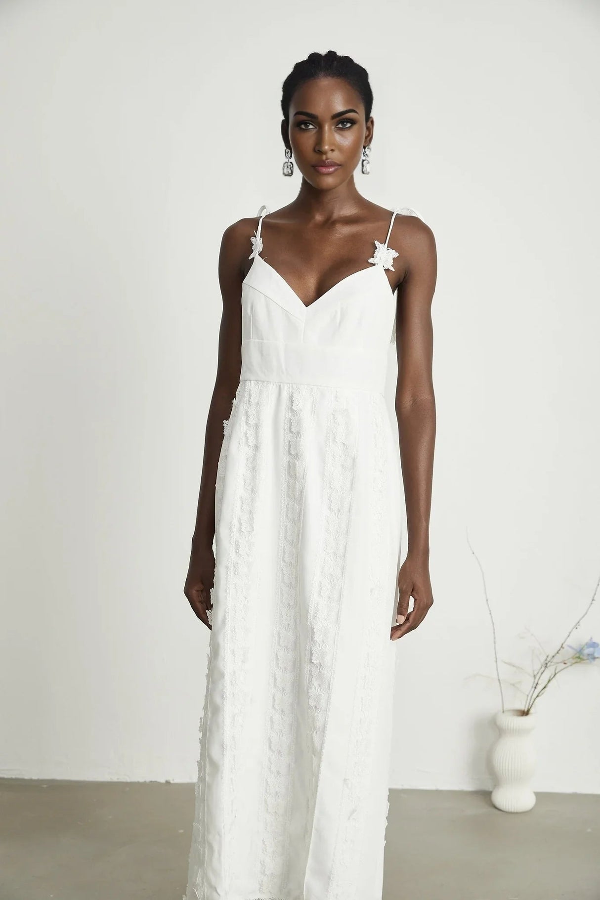 Alana Midi Dress - Sleeveless V - Neck Lace Butterfly Detail Rear Slit Zip Fastening Elegant Embroidery Stylish Length
