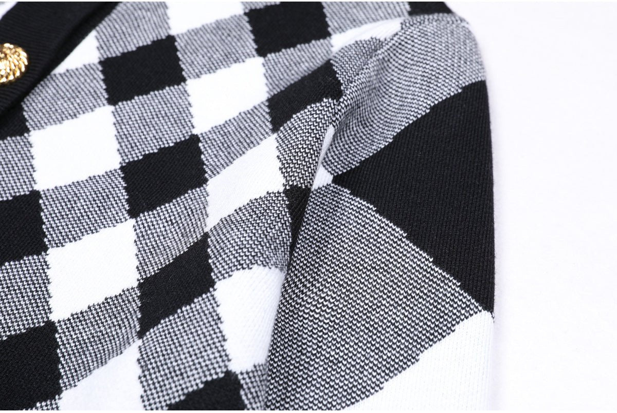 Alba Cardigan - Cropped Length - Argyle Pattern - Tailored Fit - Golden Buttons - Soft Knit Fabric