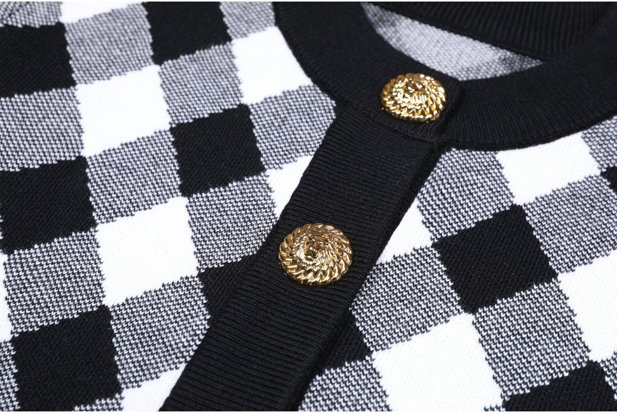 Alba Cardigan - Cropped Length - Argyle Pattern - Tailored Fit - Golden Buttons - Soft Knit Fabric