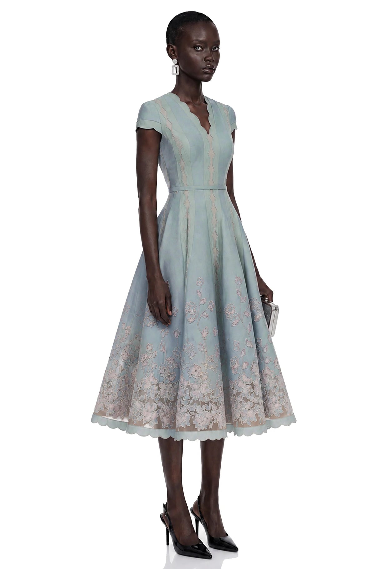 Amália Blue Scalloped Floral Embroidered Midi Dress