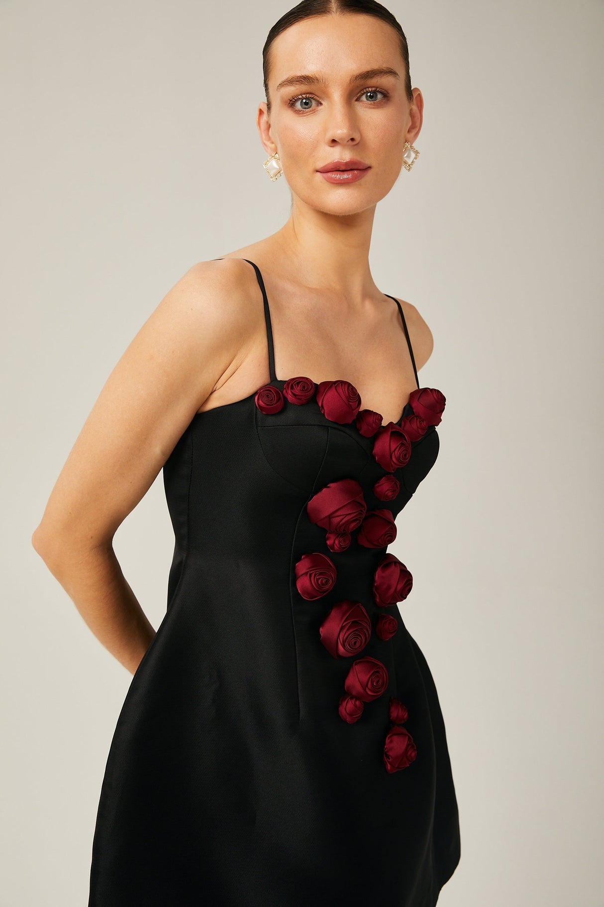 Annabelle black floralappliqué sleeveless mini dress