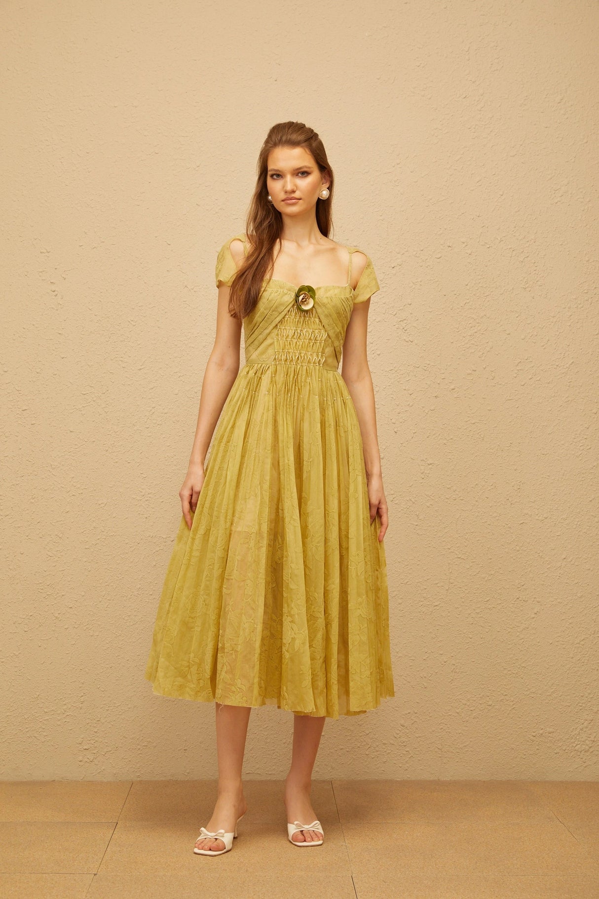 Béryl Green Floral Jacquard Midi Dress