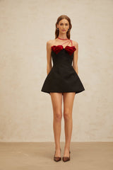 Black and Red Halterneck Sleeveless Dress with 3D-heart Motif