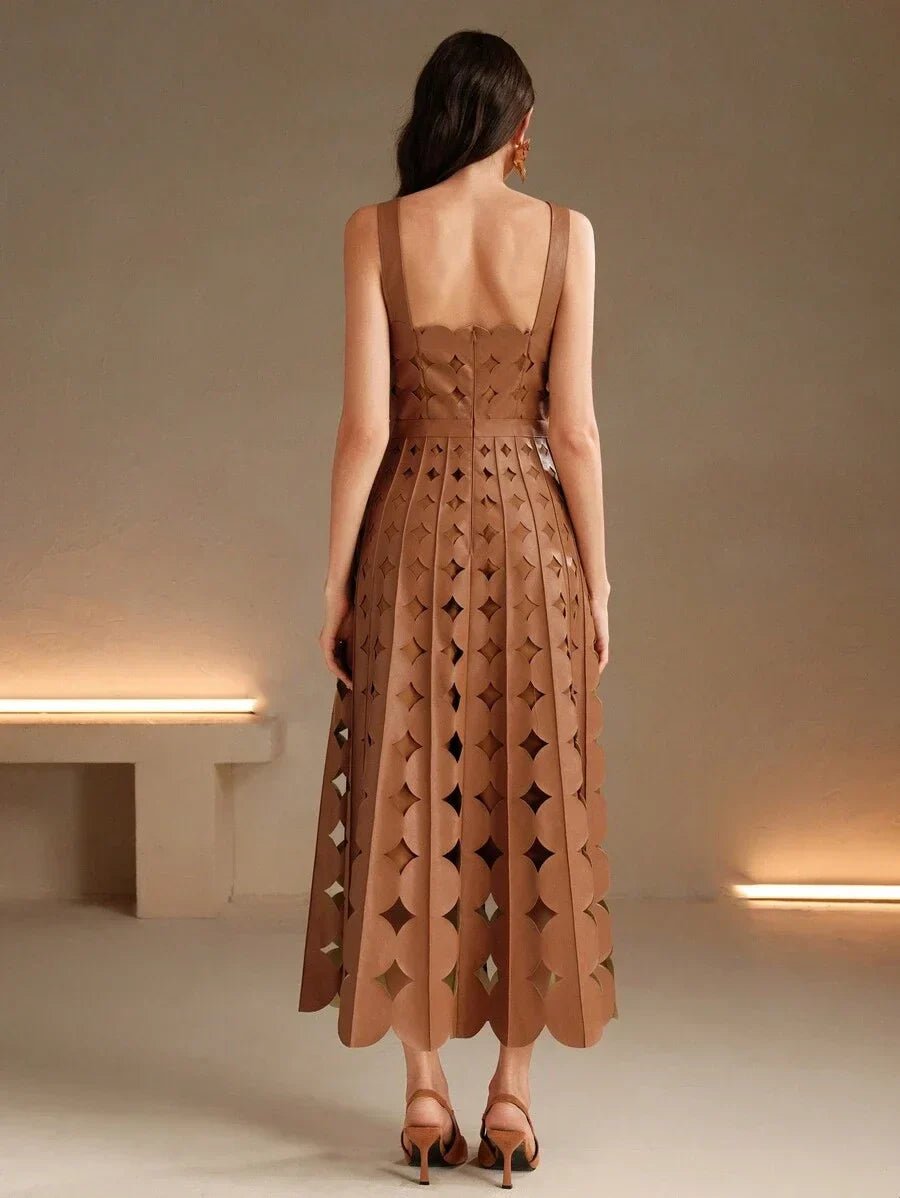 Brunella Maxi Dress - Neckline Straps - Evening Wear - Flared Hem - High Waist - Elegant Style