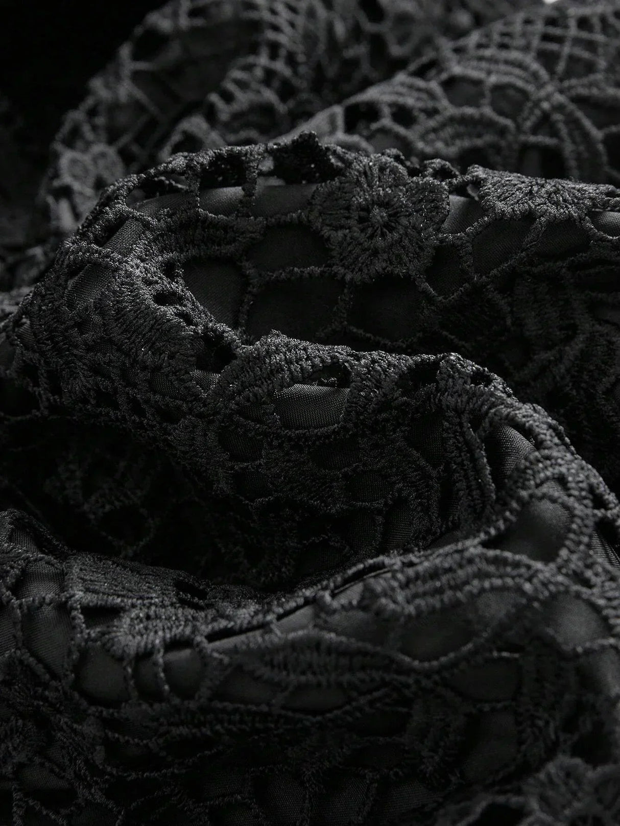 Callie Midi Dress - Neckline Collar - Occasion Night Out - Elegant Style - High Waist - Long Sleeve