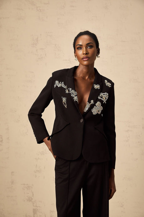 Carla Blazer - Peak Lapels - Long Buttoned - Cuff Sleeves - Pattern Embroidery - Front Button Fastening
