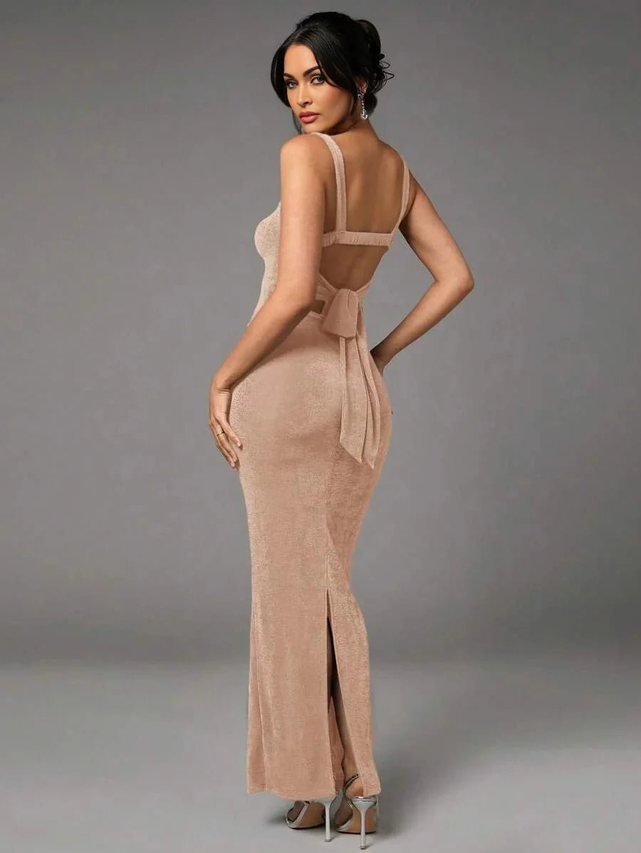 Caterina Maxi Dress - Bodycon Fit - Backless Design - Split Hem
