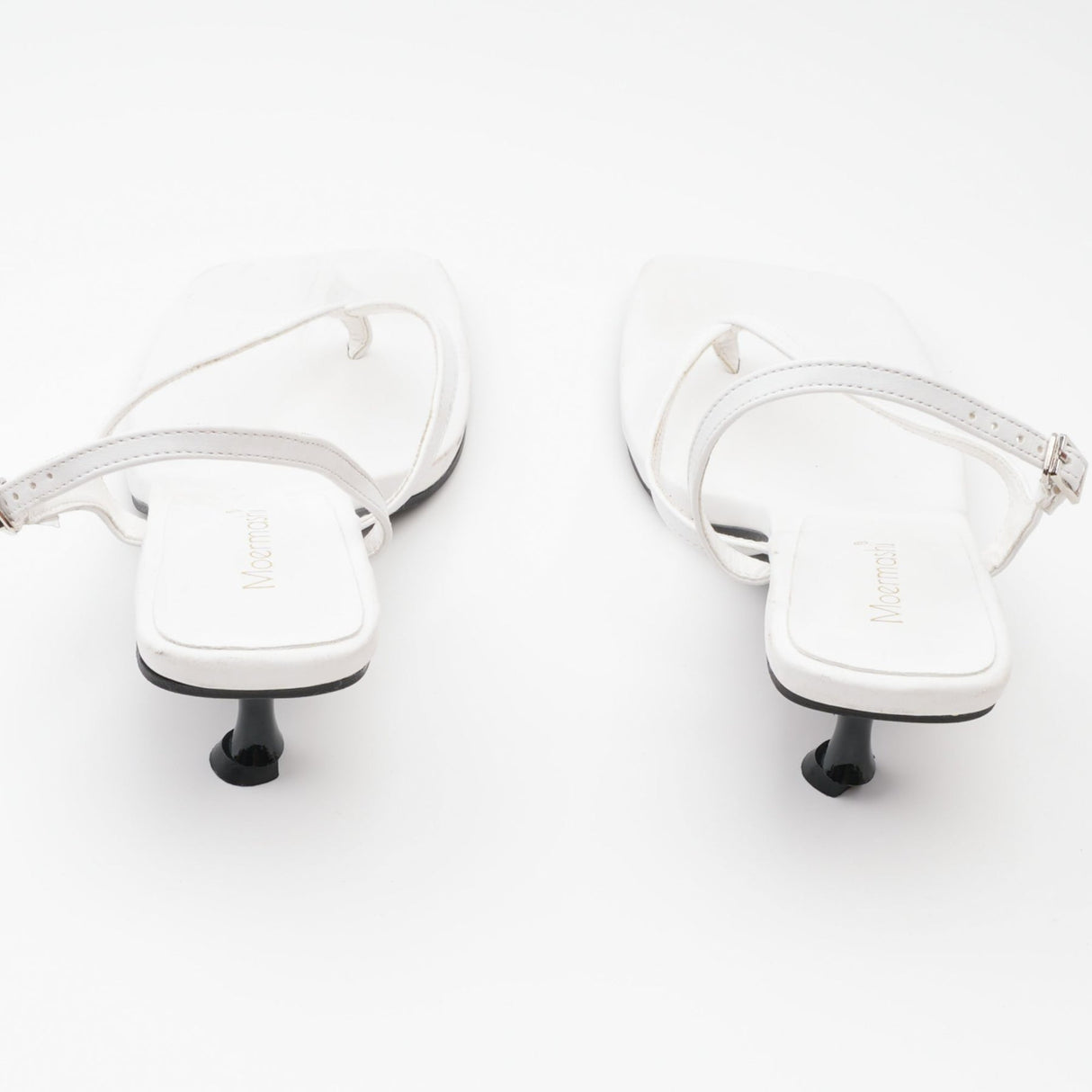 Catriona Catriona thong leather sandals