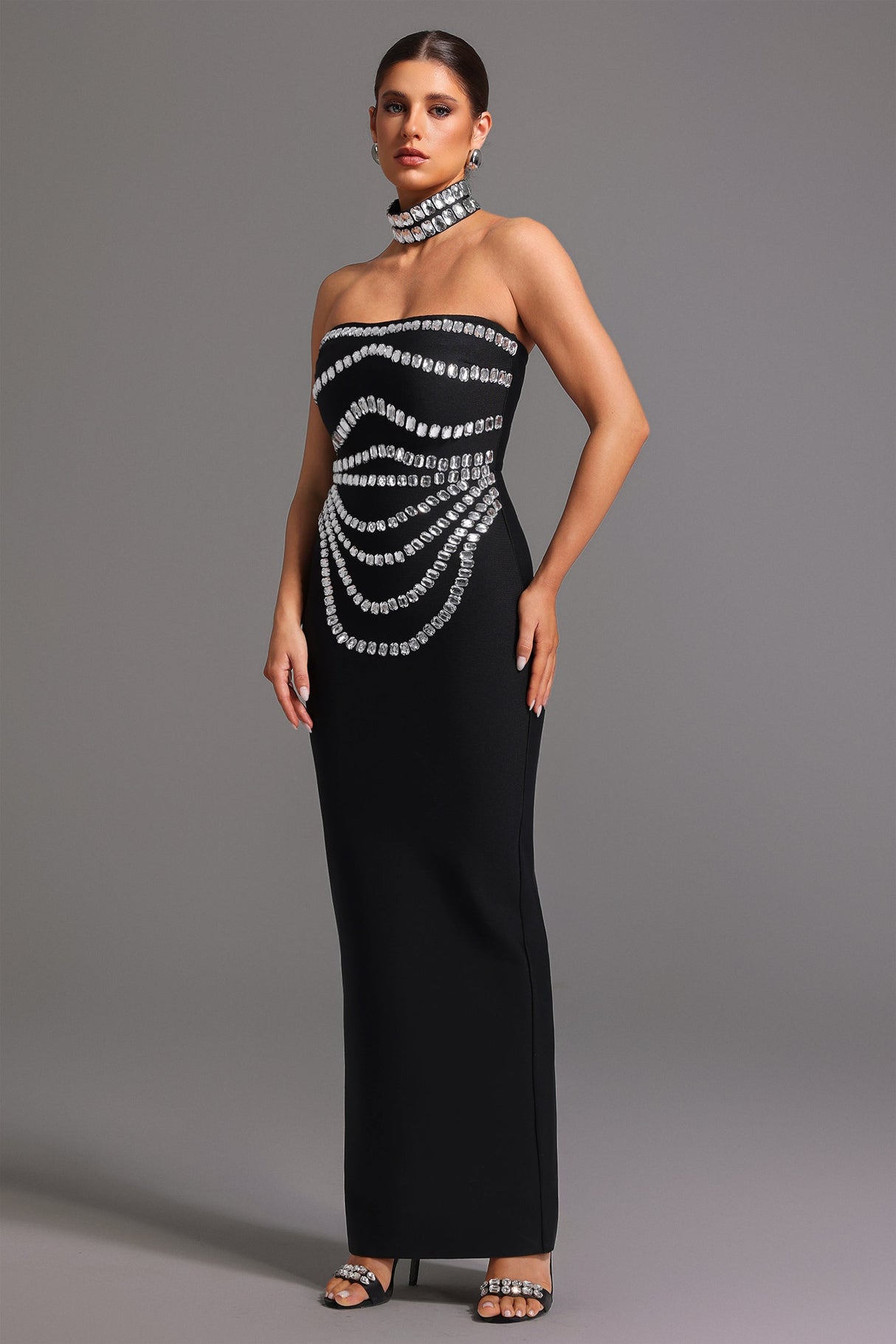 Cinzietta Black Sleeveless Diamond Embellished Dress