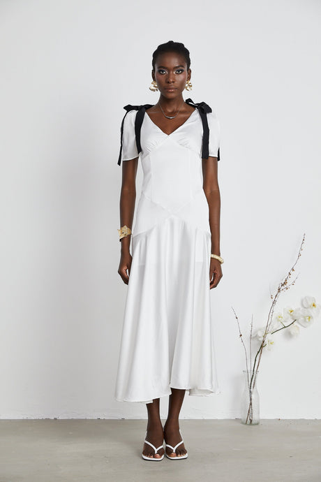 Cyrielle ribbondetail puffsleeve maxi dress