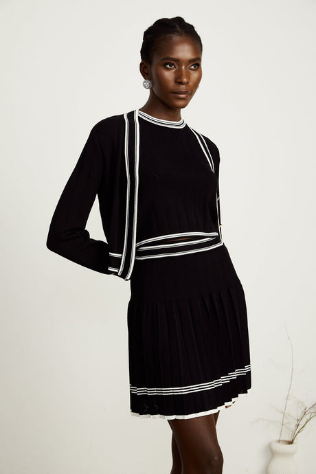 Daphné contrasttrim cardigan  vest top  skirt matching set