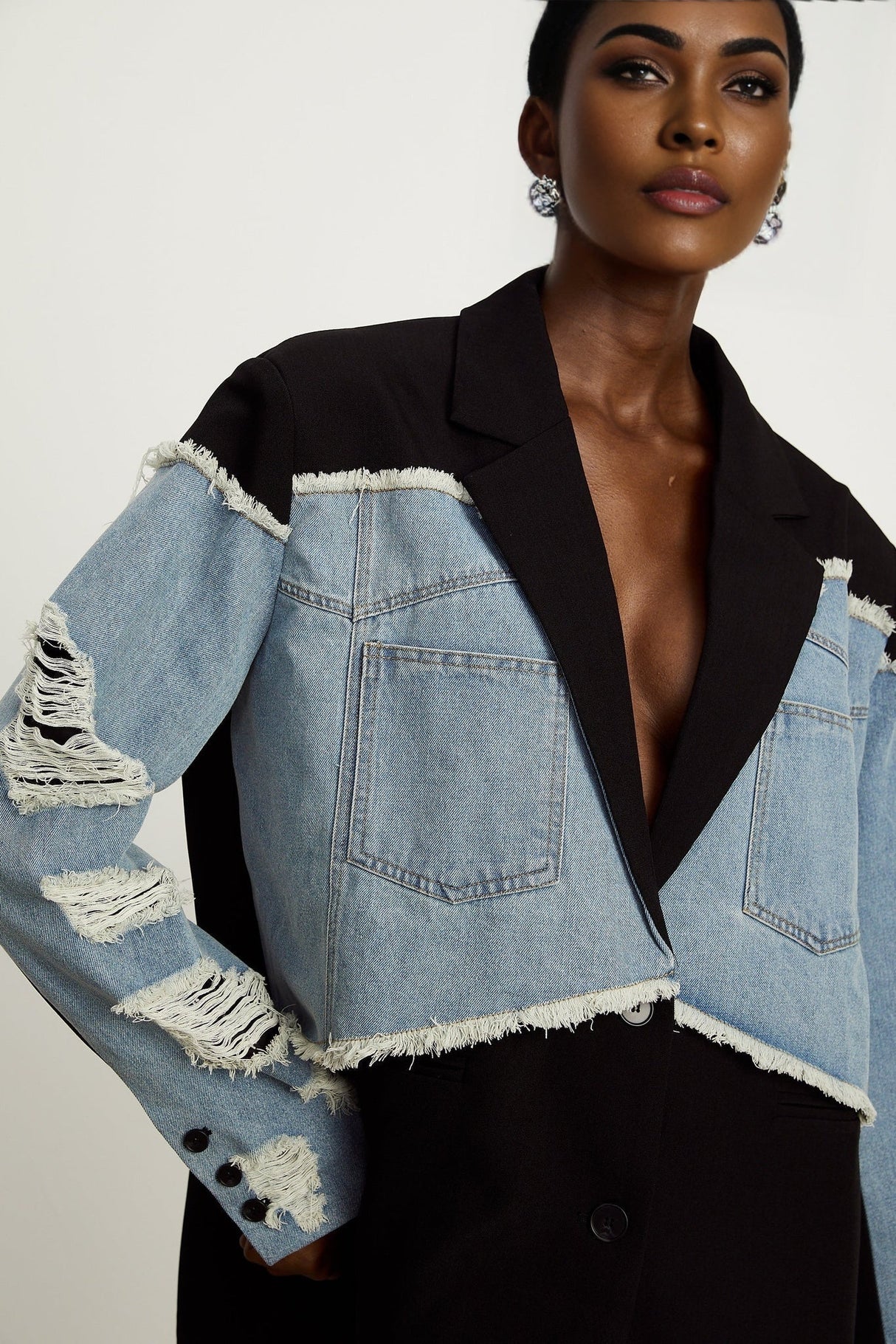 Delizia Denim Blazer - Peak Lapels - Ripped Detailing - Fringed Design - Buttoned Cuffs